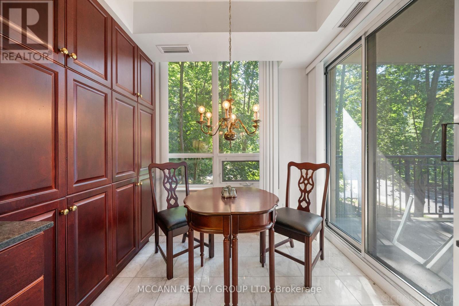 #221 28 WILLIAM CARSON CRESCENT - Image 36