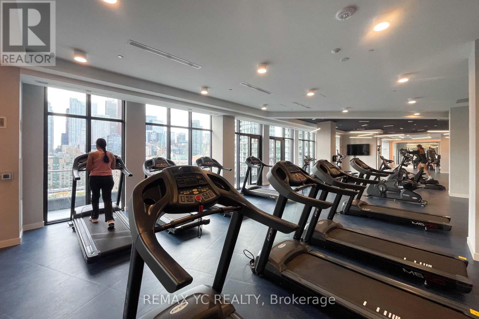 #2726 135 LOWER SHERBOURNE STREET - 36