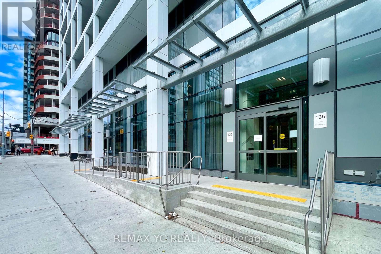 #2726 135 LOWER SHERBOURNE STREET - 41