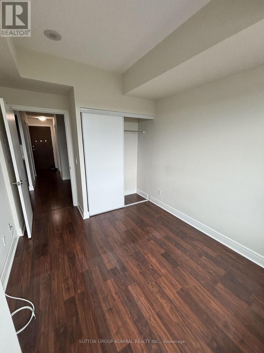 #1413 35 BRIAN PECK CRESCENT - 18