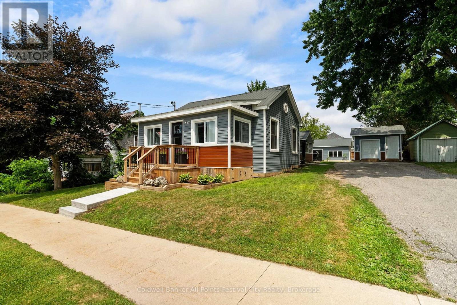 517 WILLOUGHBY STREET - 1