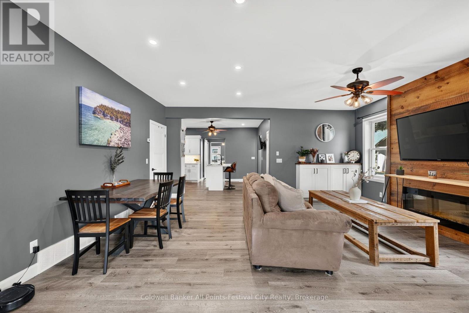 517 WILLOUGHBY STREET - 12