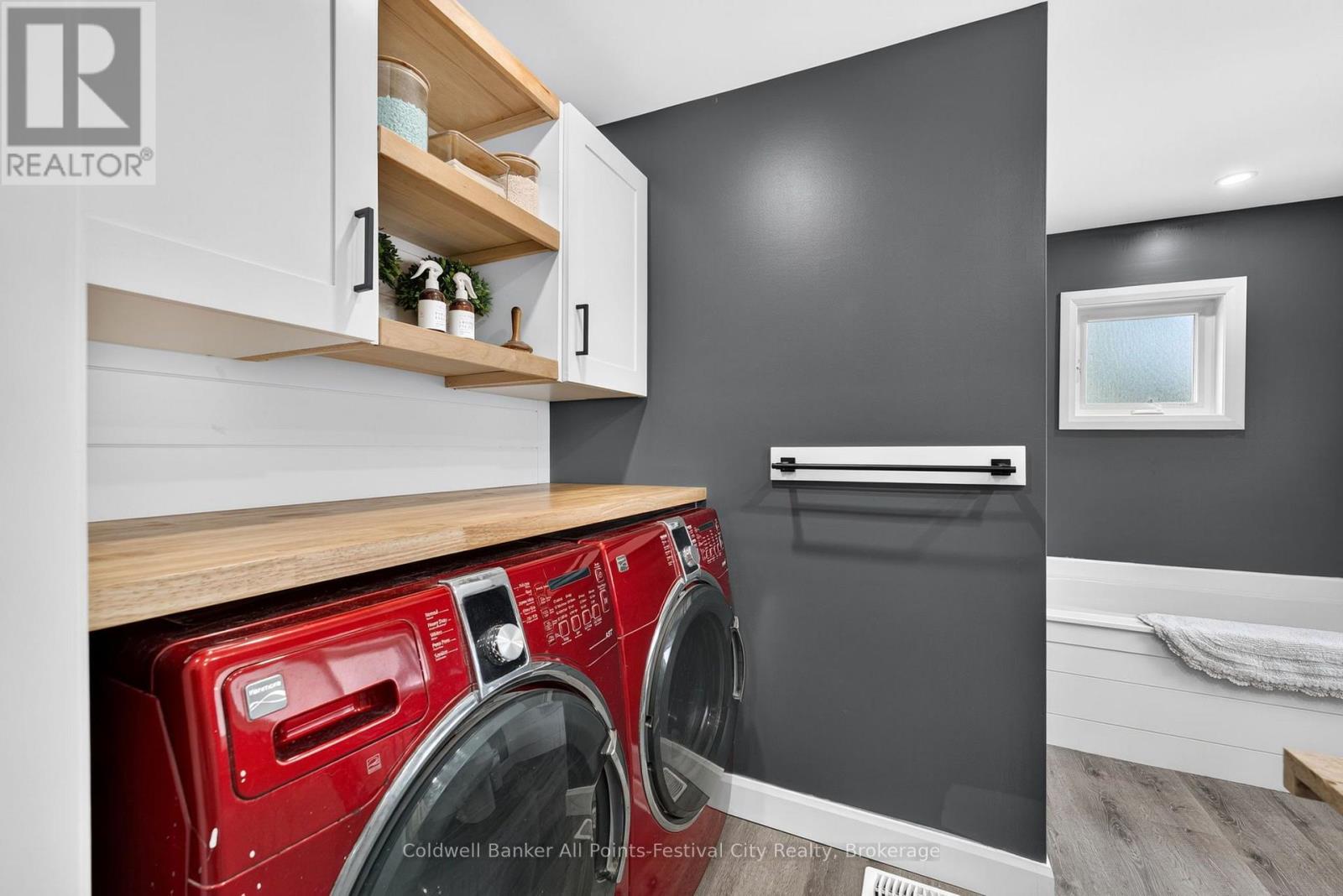 517 WILLOUGHBY STREET - 25