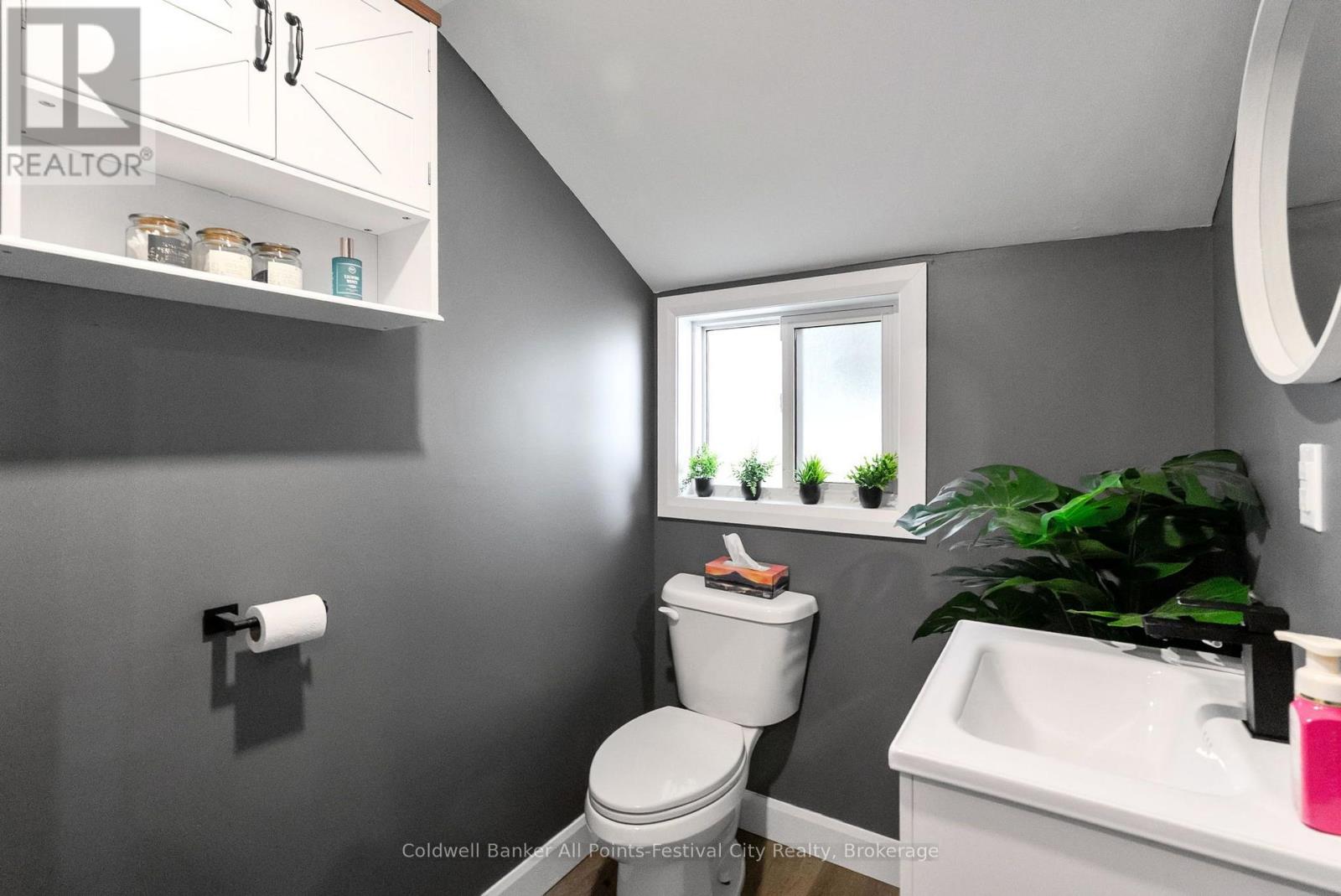 517 WILLOUGHBY STREET - 32