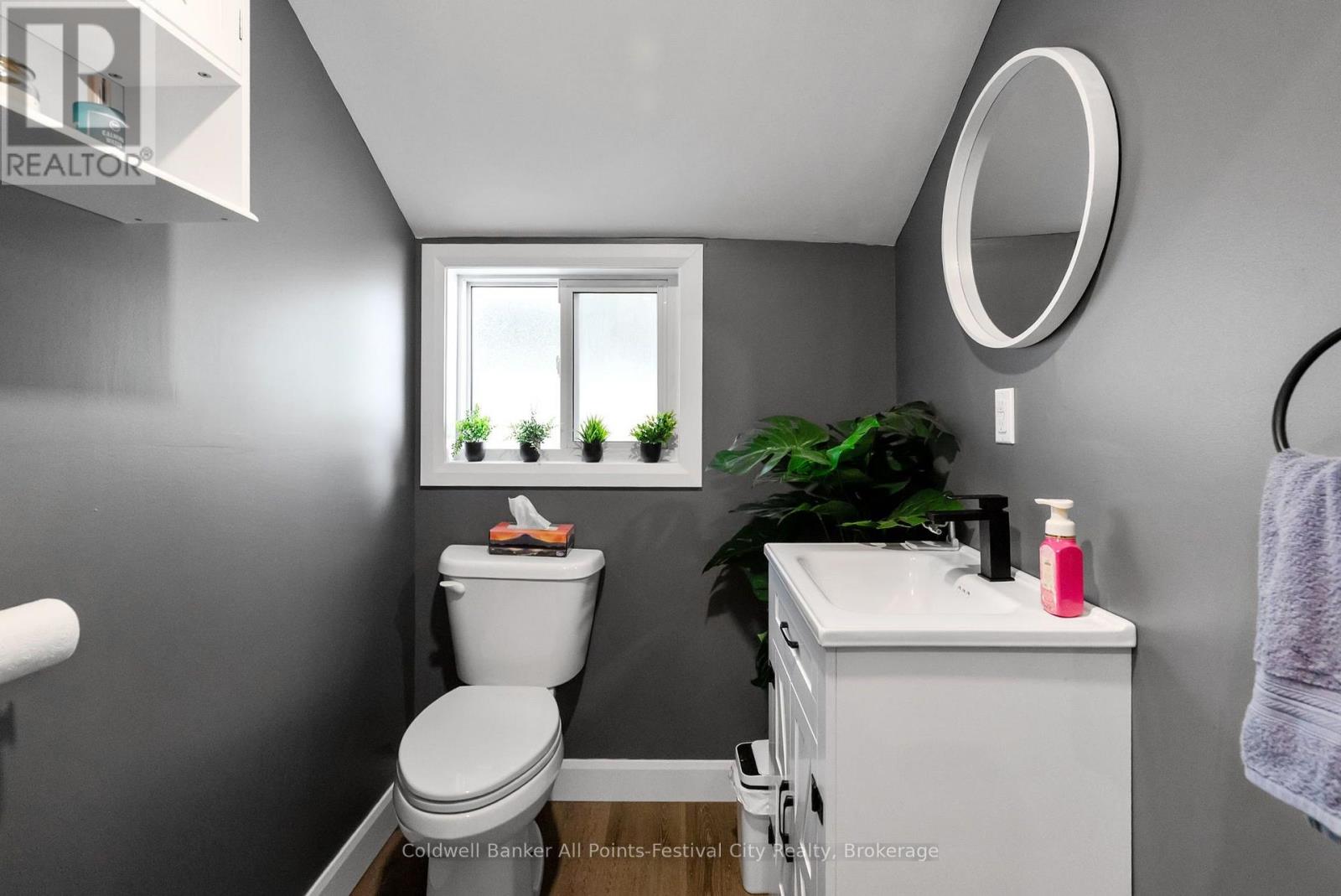 517 WILLOUGHBY STREET - 33