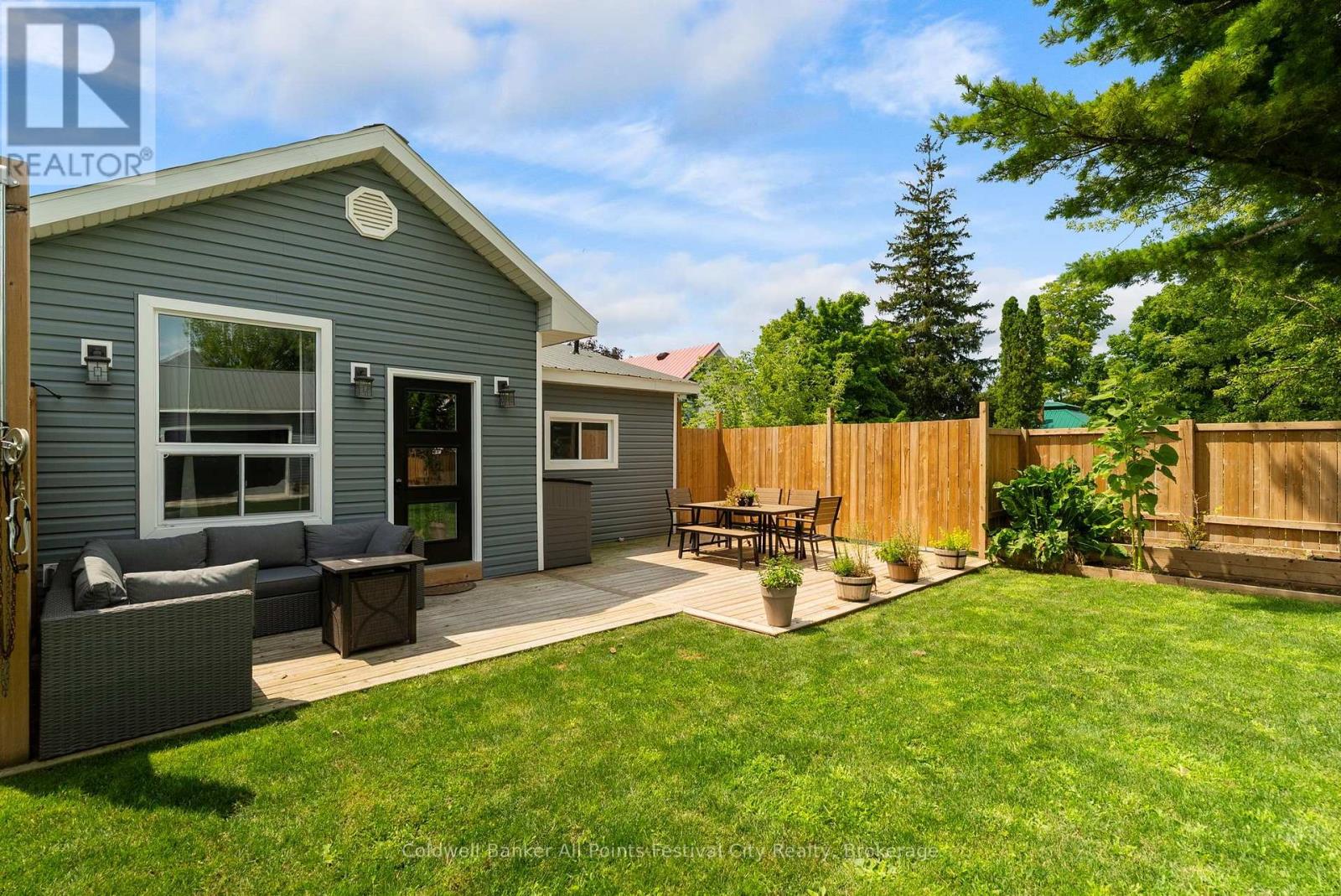 517 WILLOUGHBY STREET - 35