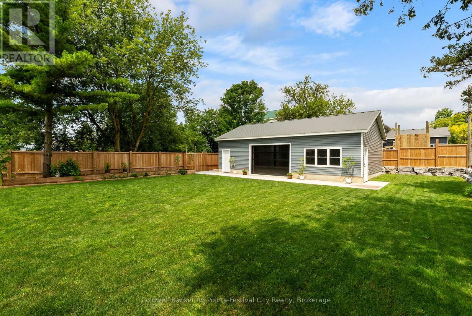 517 WILLOUGHBY STREET - 38