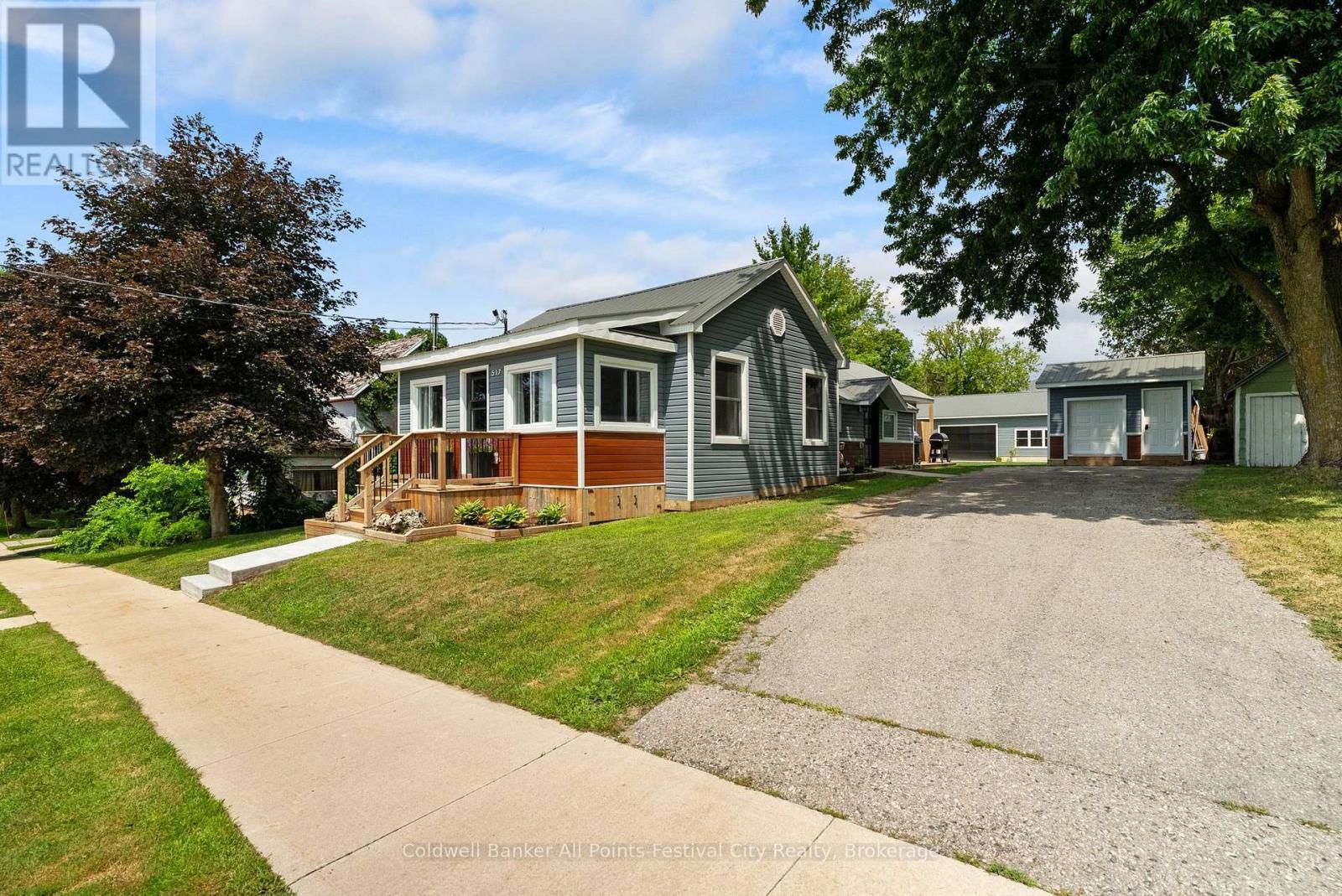 517 WILLOUGHBY STREET - 4