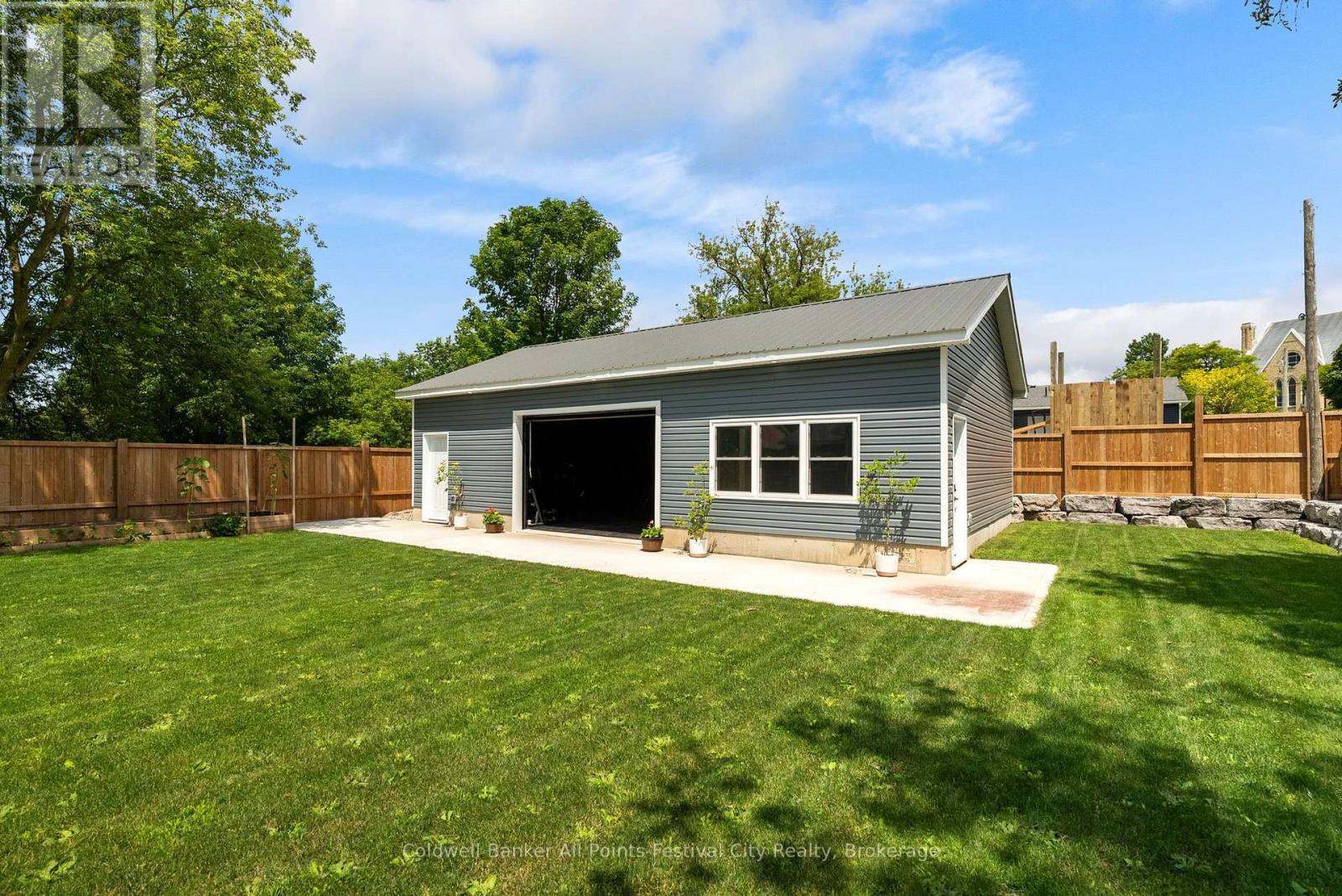 517 WILLOUGHBY STREET - 43