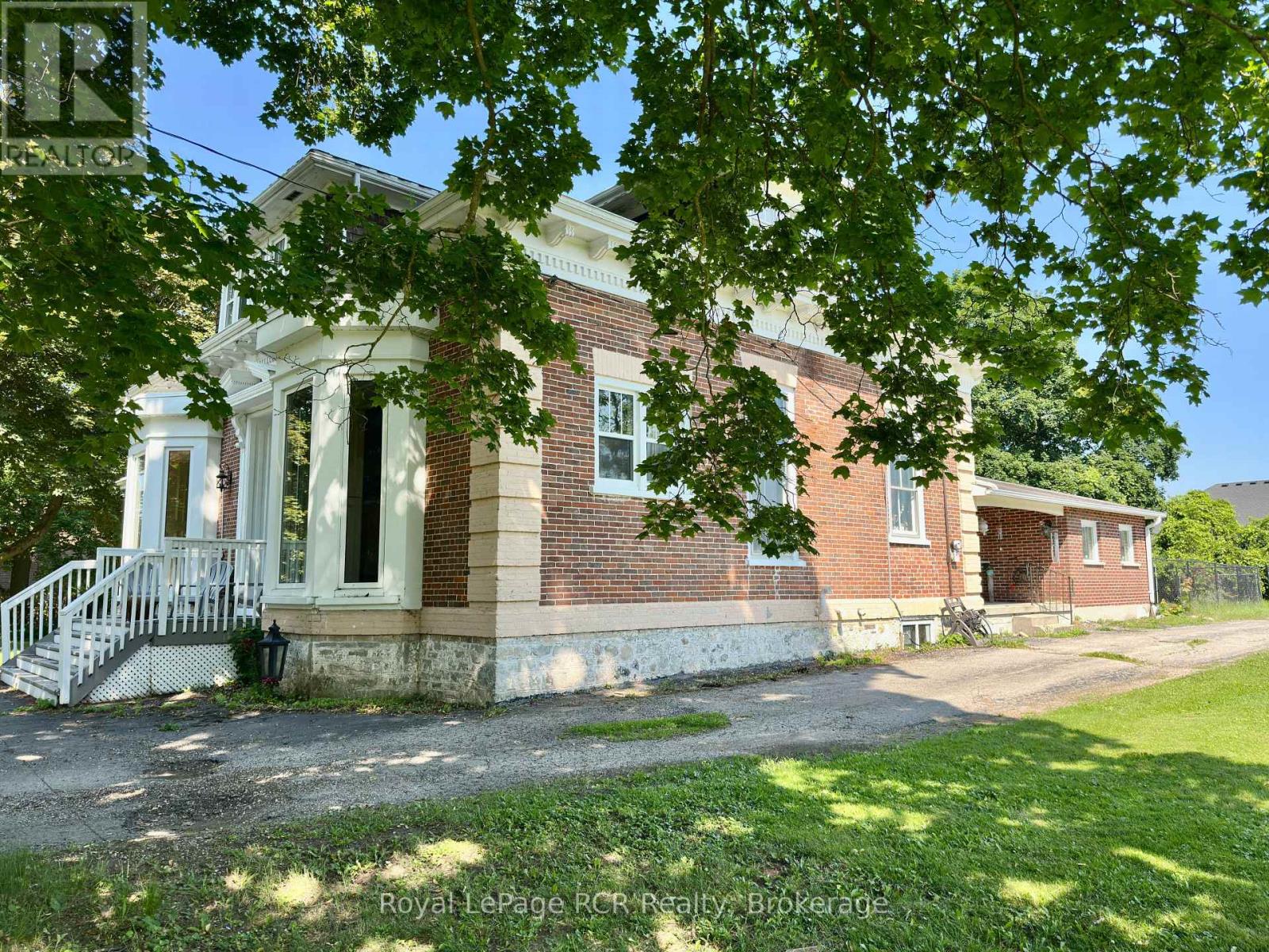 388 DURHAM ROAD E - 5