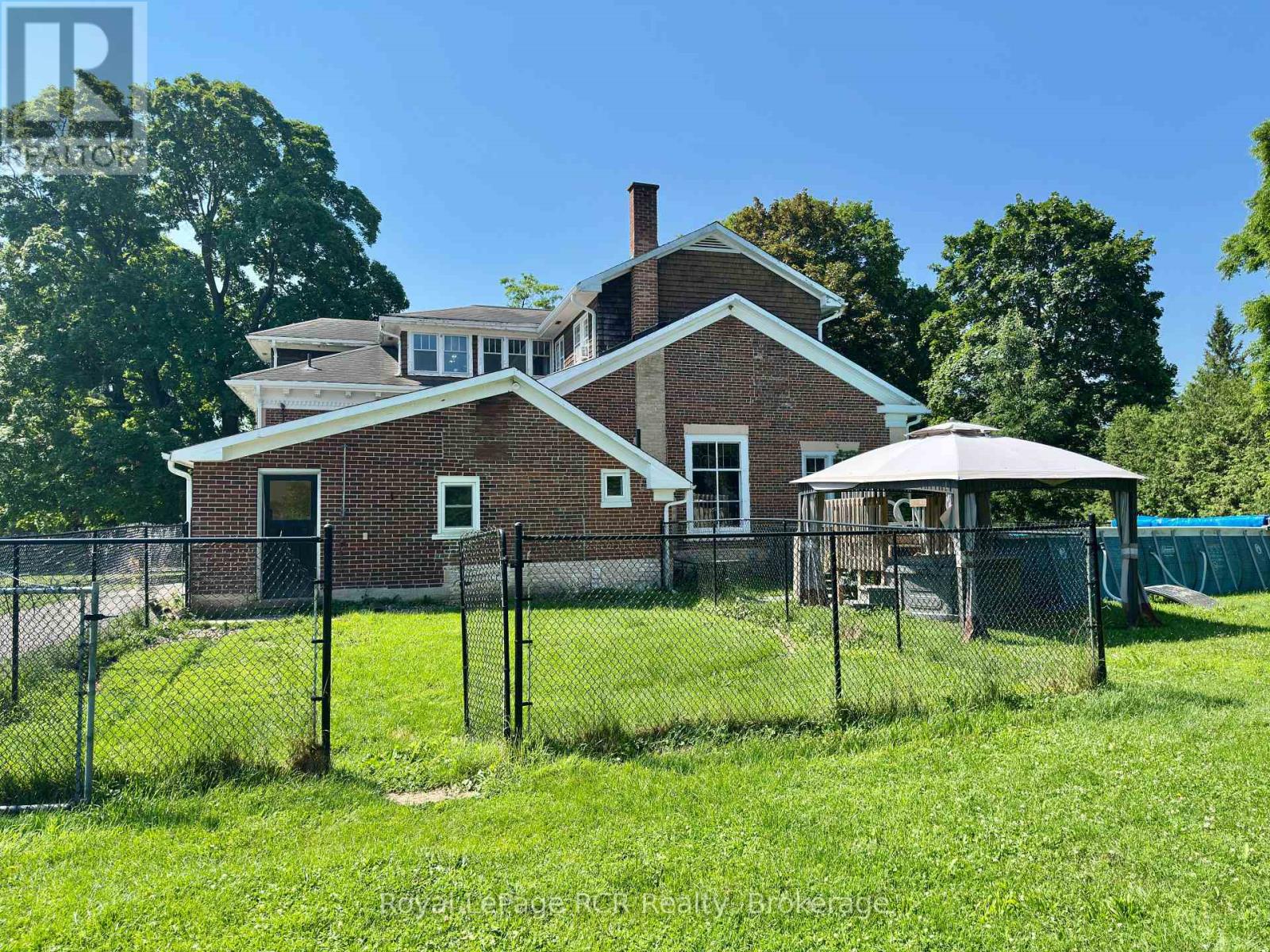 388 DURHAM ROAD E - 9