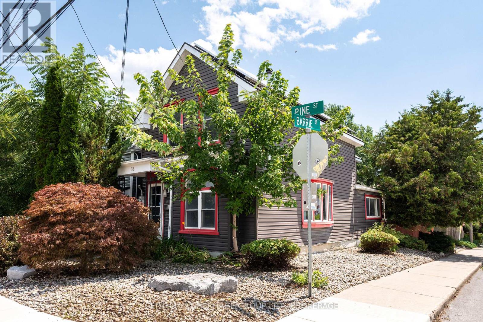 18 PINE STREET - 3