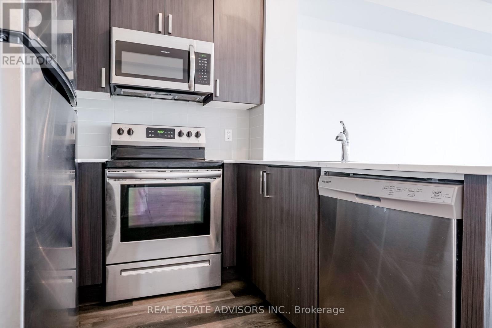 #203 65 SHIPWAY AVENUE - 13