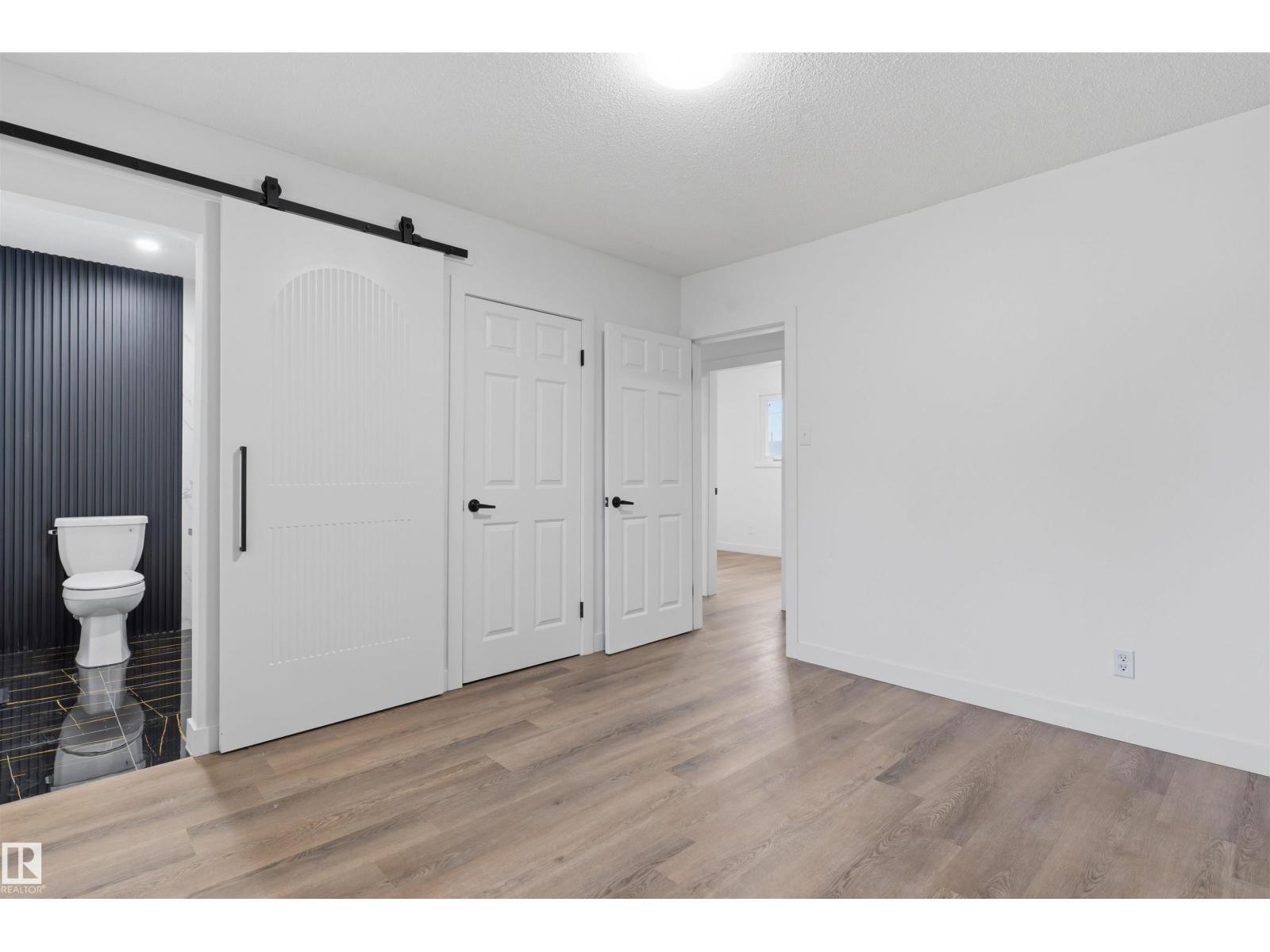 8328 165 Street NW - Photo 14