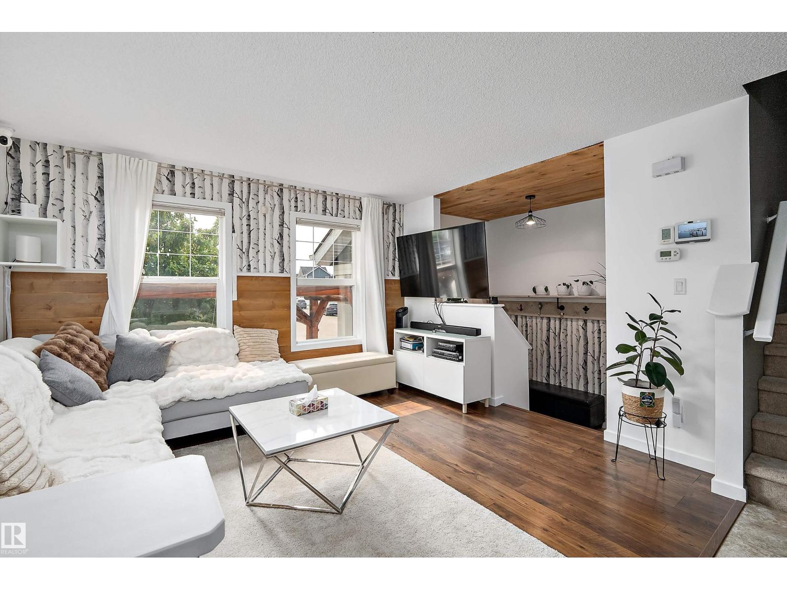 306 SIMMONDS Way - Photo 6