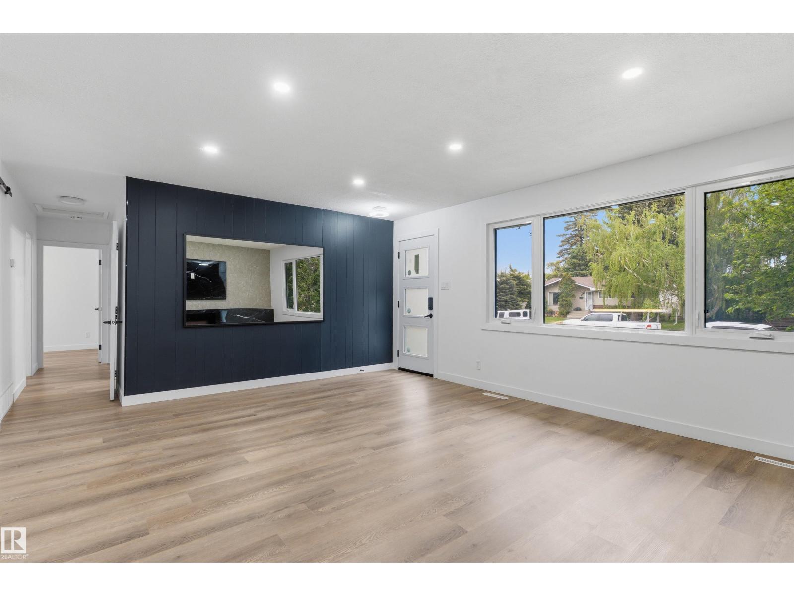 8328 165 Street NW - Photo 6