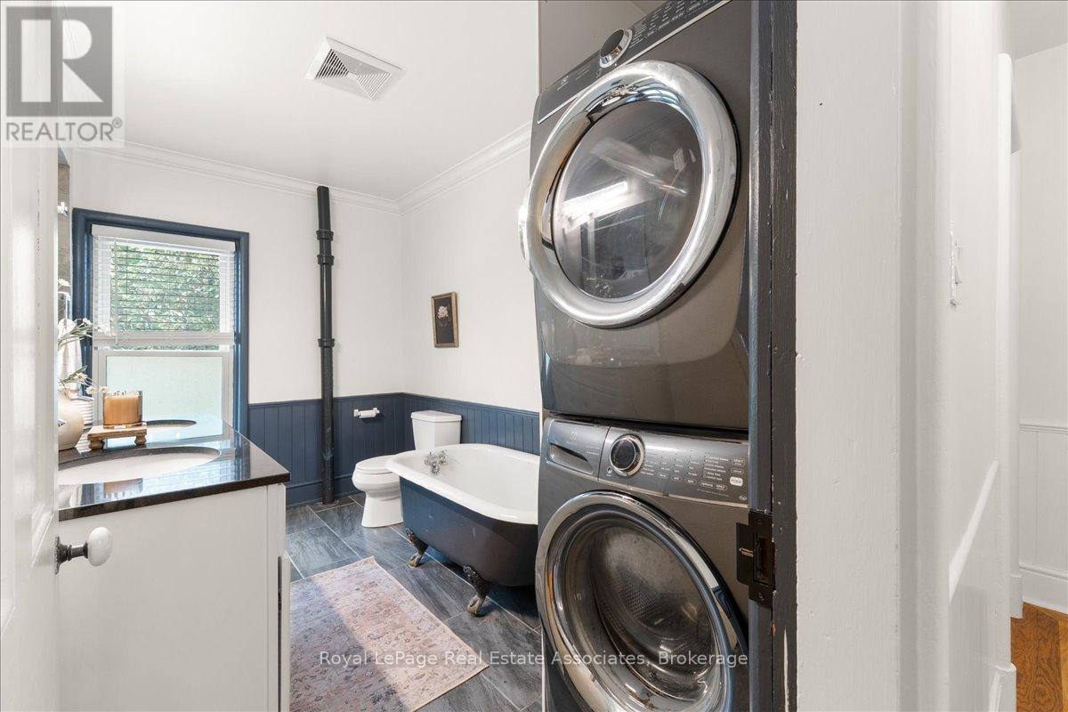 21 PEACE STREET - Image 26