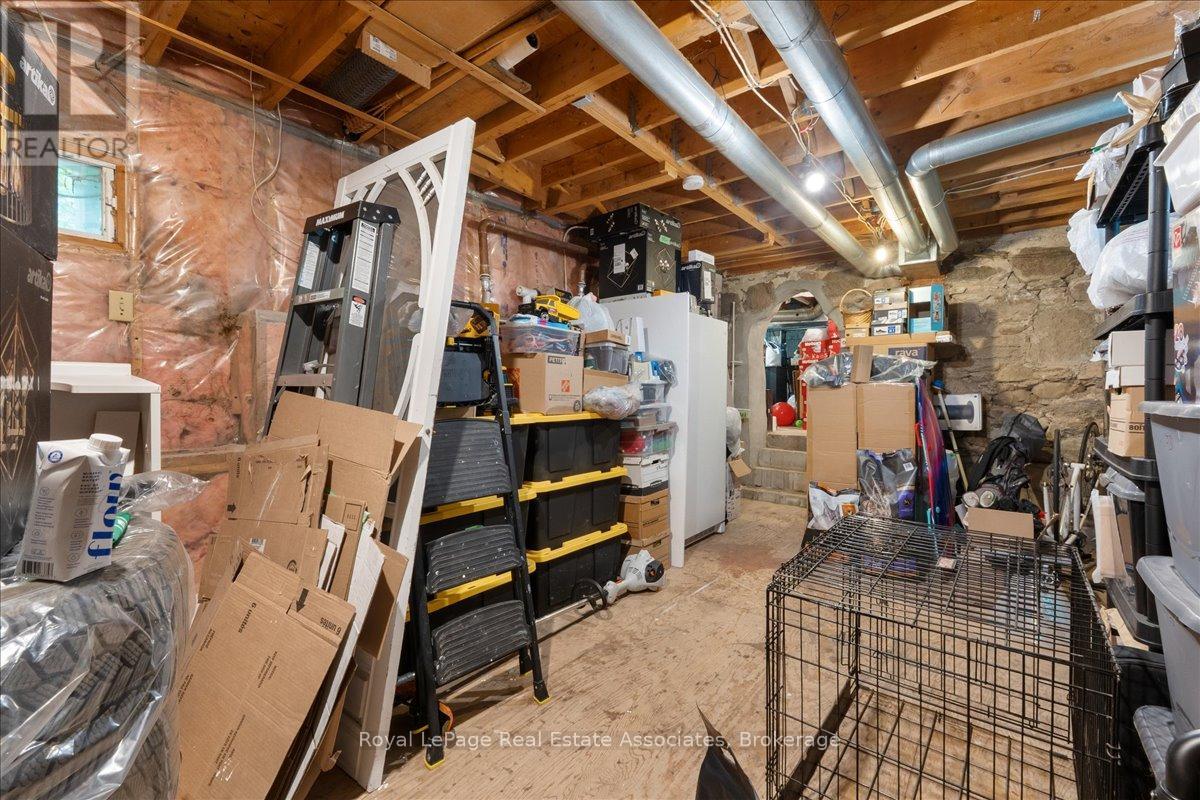 21 PEACE STREET - Image 32