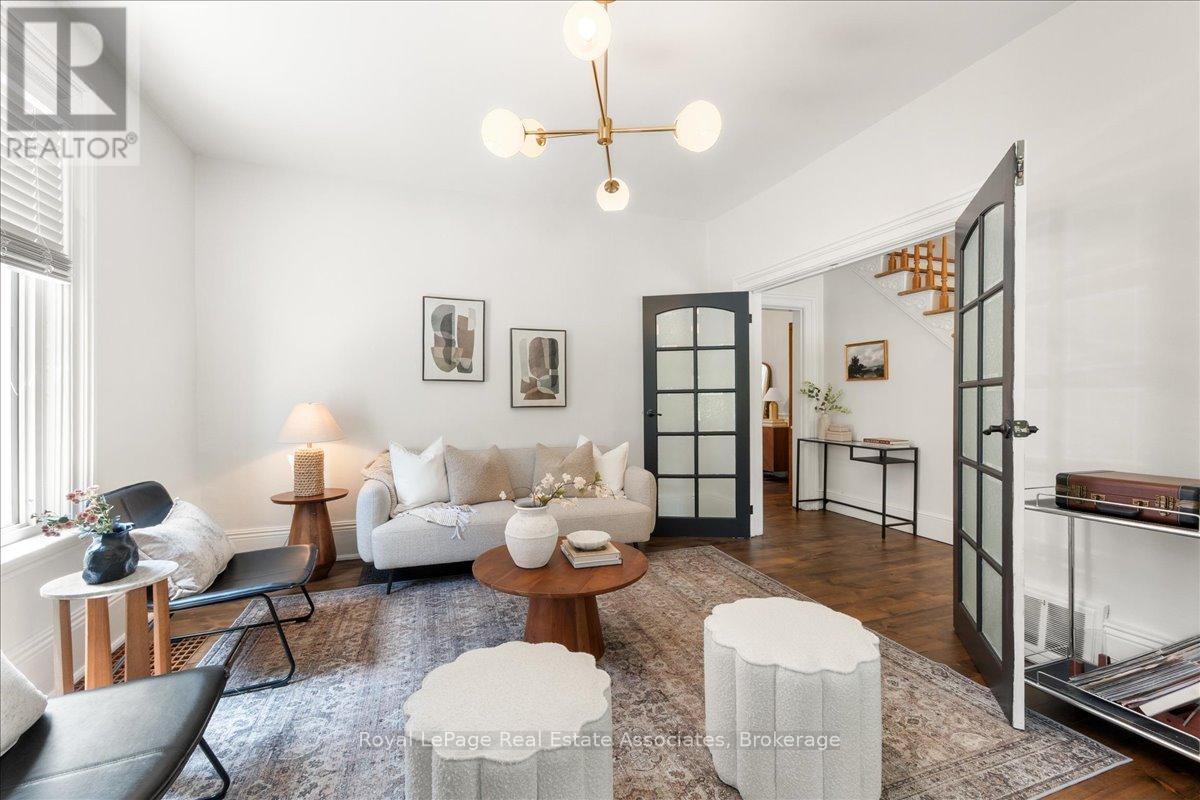 21 PEACE STREET - Image 6