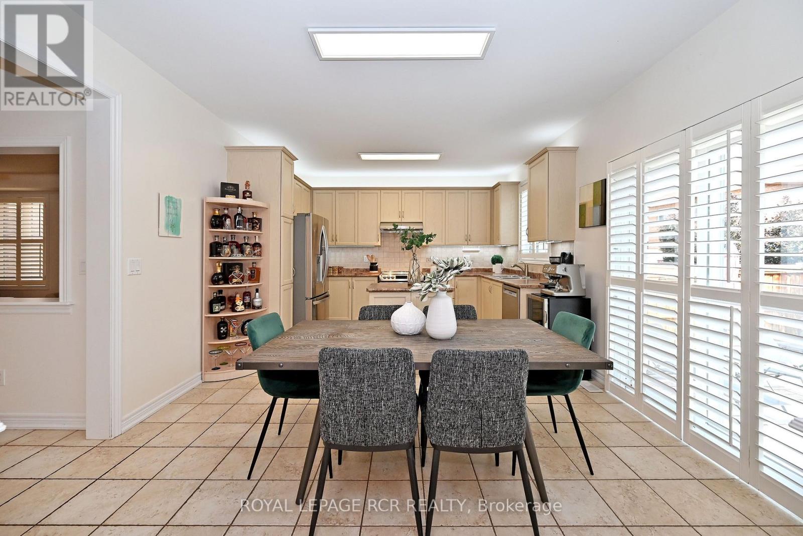 43 IVY GLEN DRIVE - 17