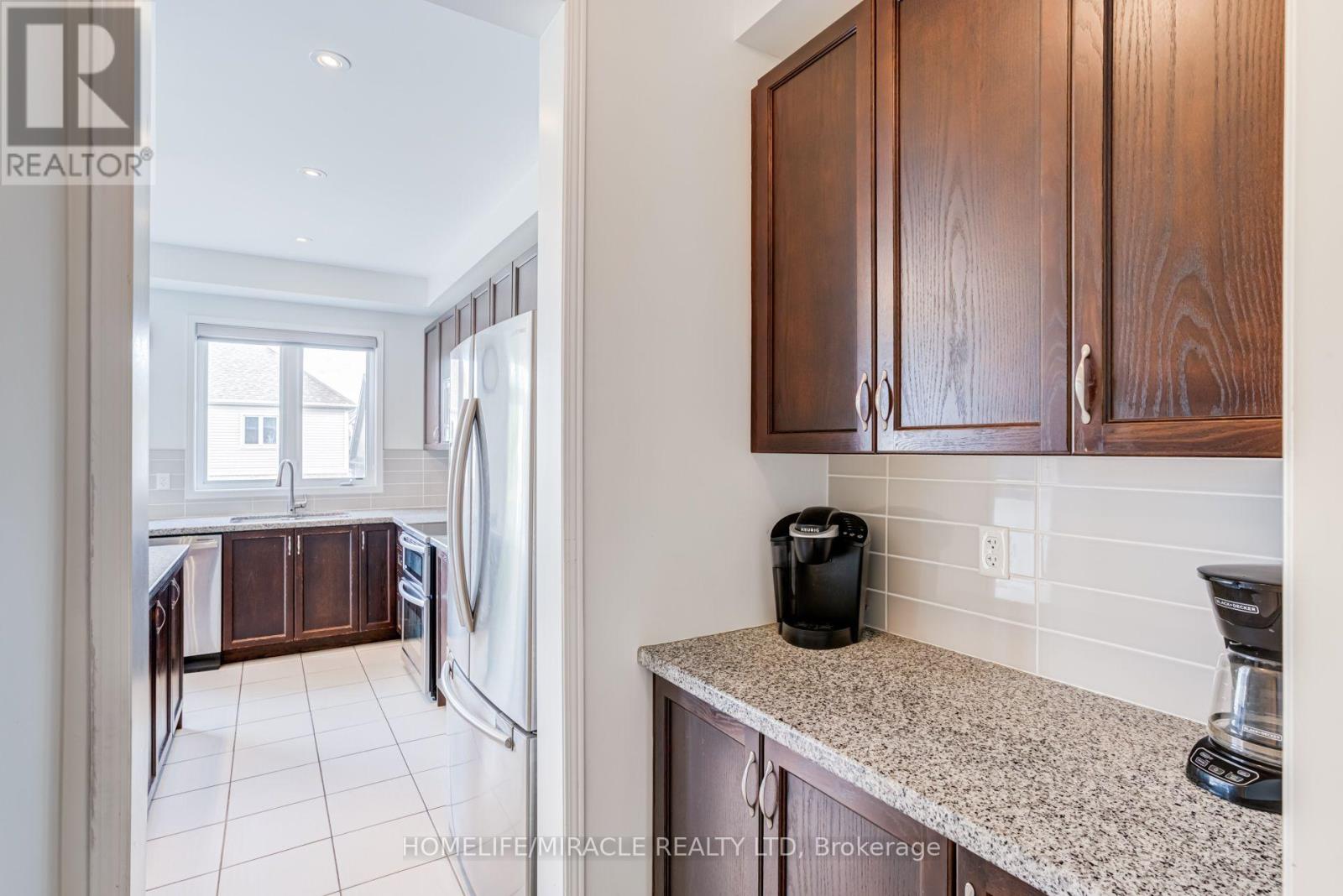 118 CAUTHERS CRESCENT - 18