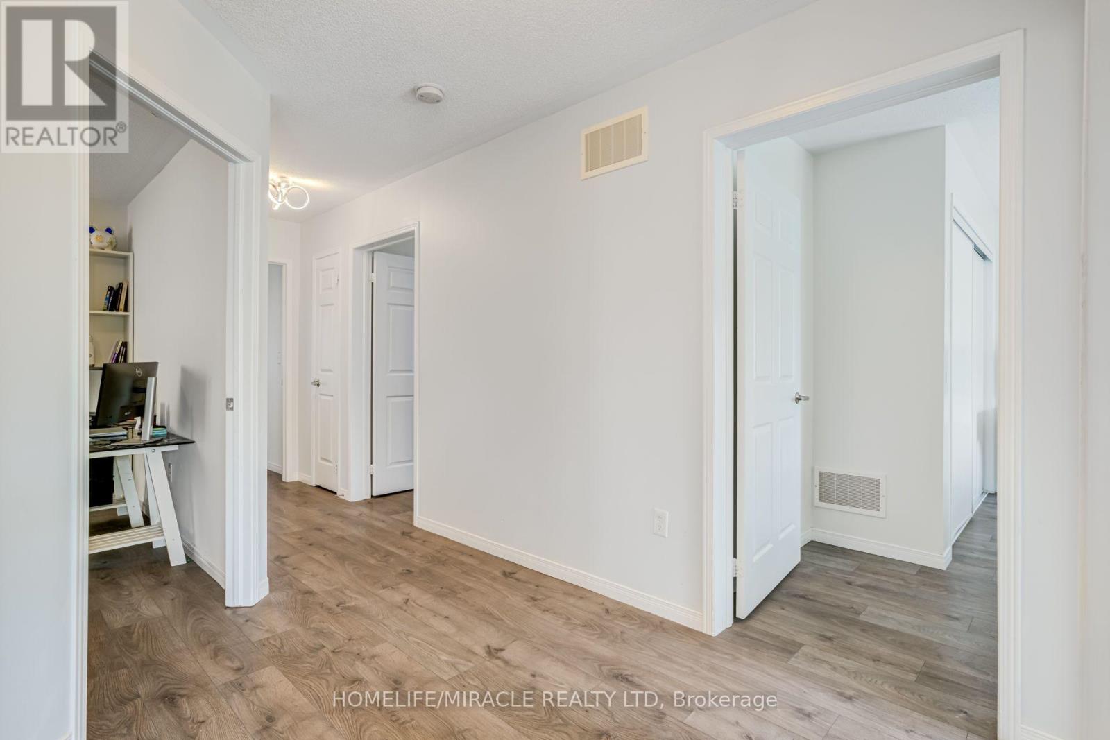 118 CAUTHERS CRESCENT - 24