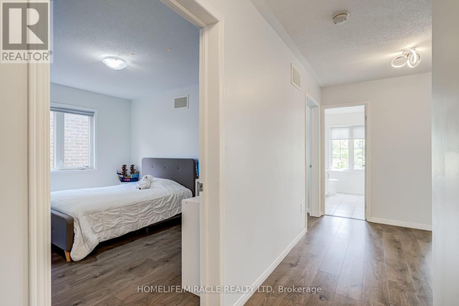 118 CAUTHERS CRESCENT - 25