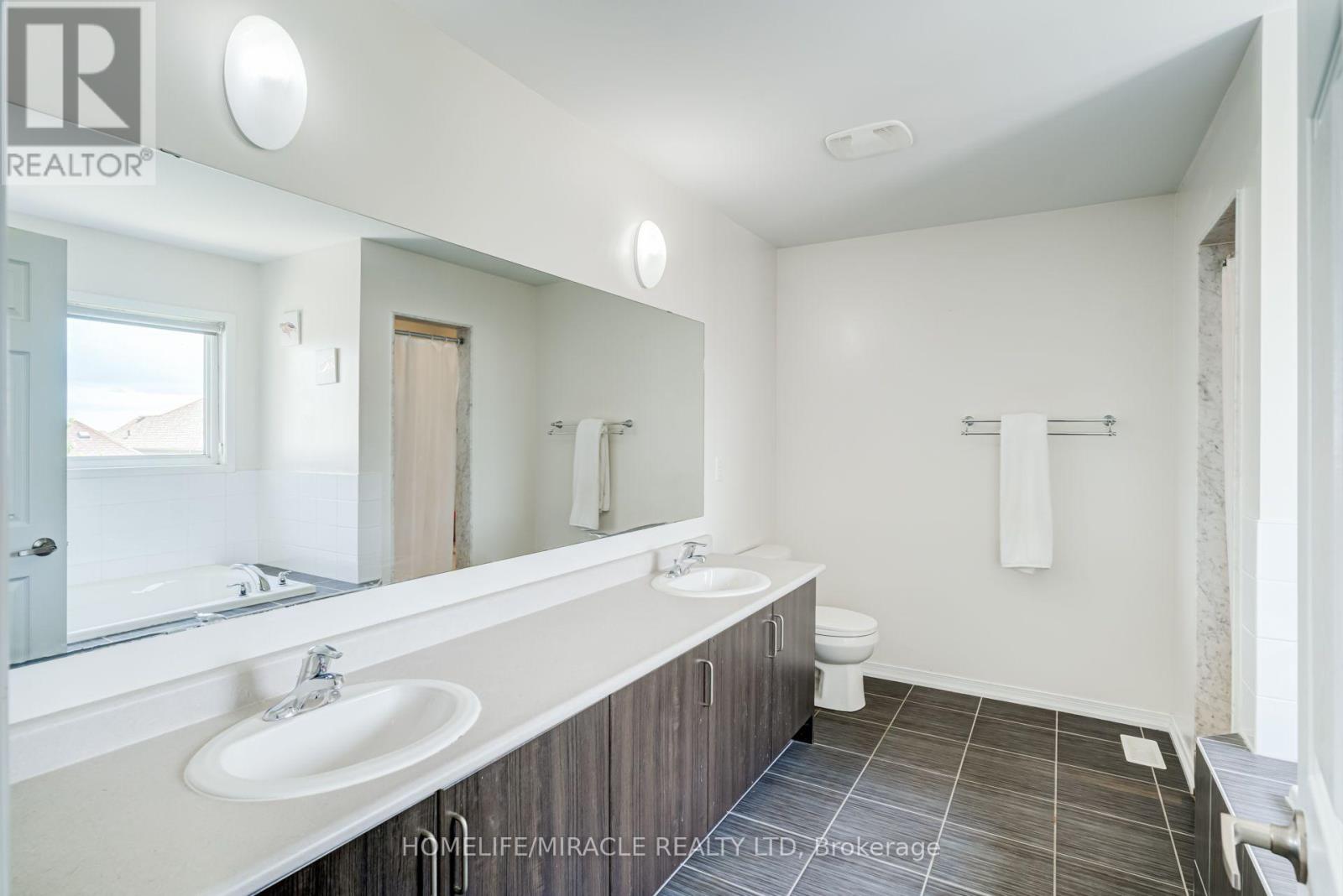 118 CAUTHERS CRESCENT - Image 29
