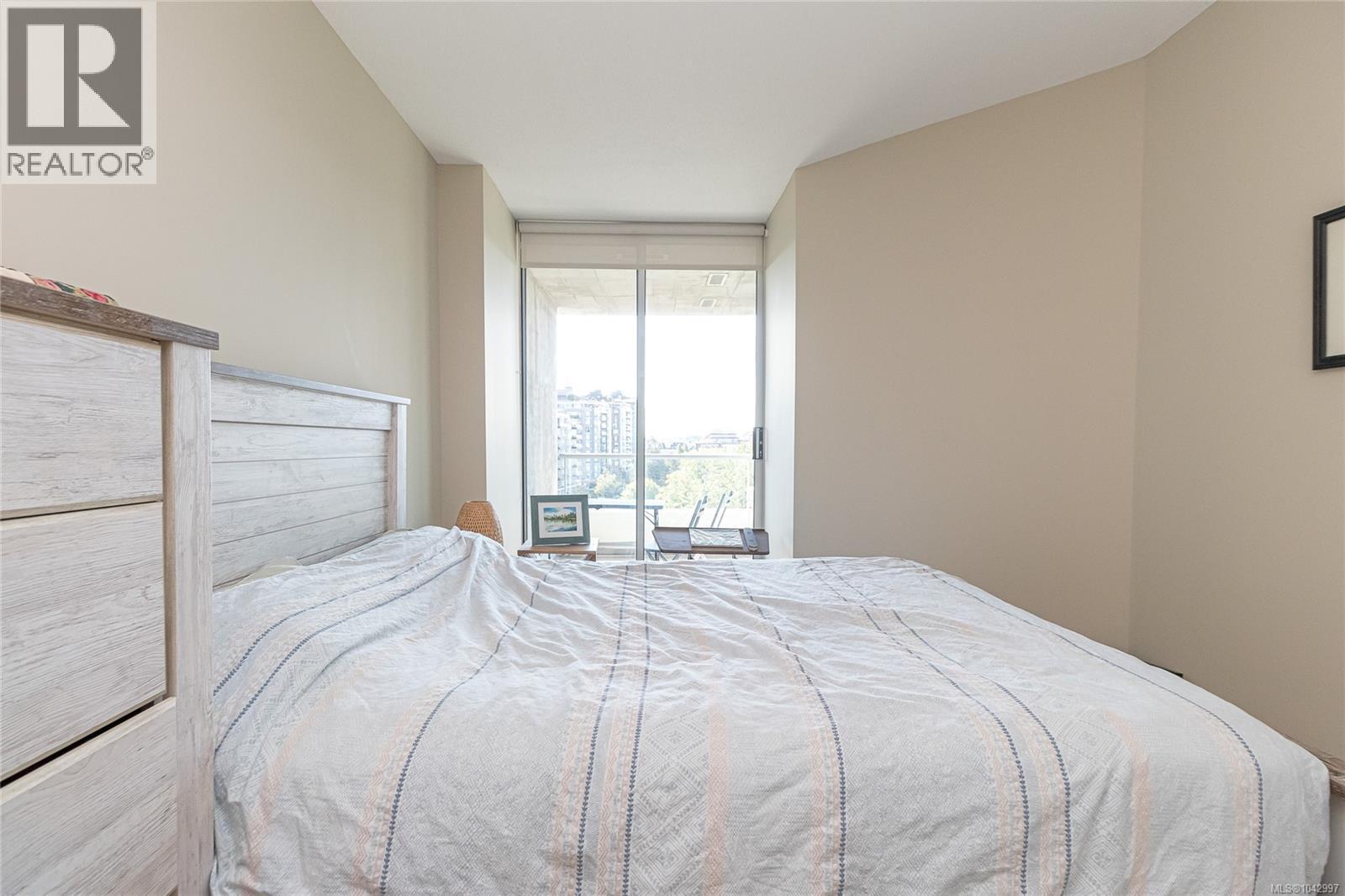 #810 160 Wilson St - 17