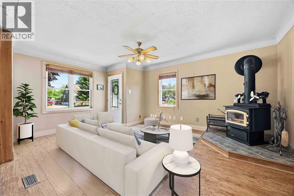 1477 BAXTER AVENUE - 5