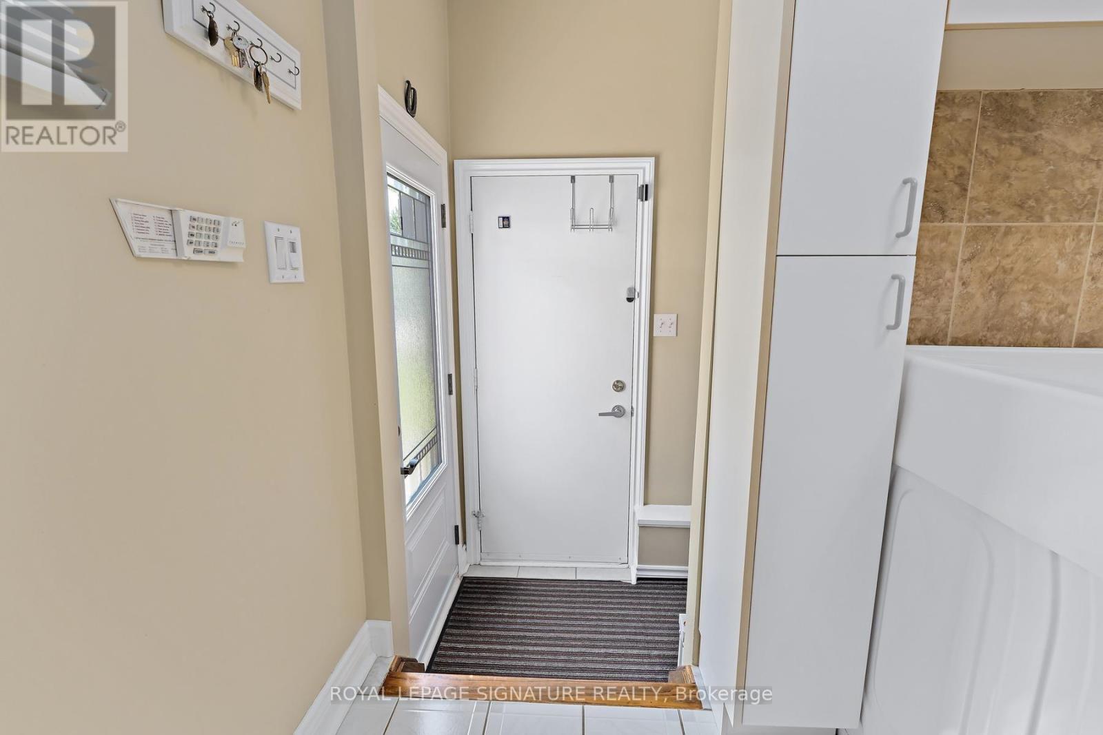 40 BURGBY AVENUE - 21