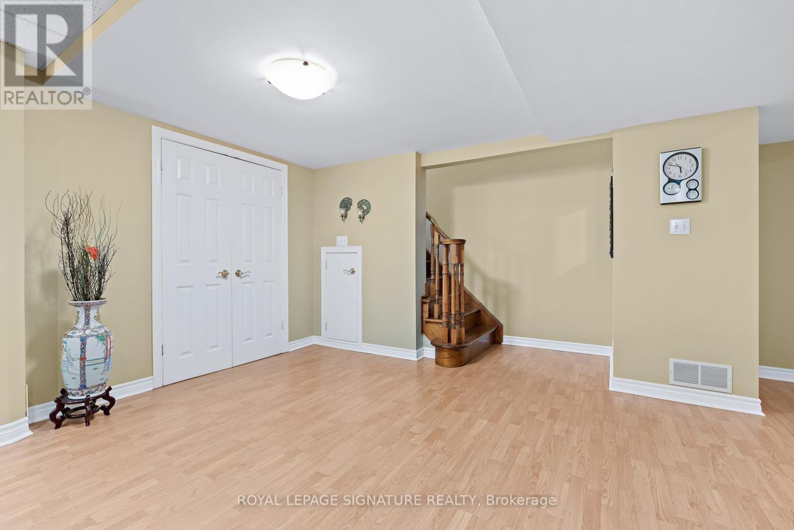 40 BURGBY AVENUE - 37