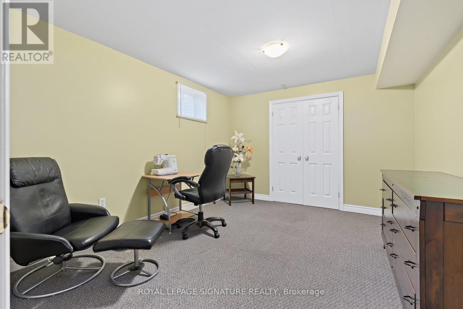 40 BURGBY AVENUE - 42