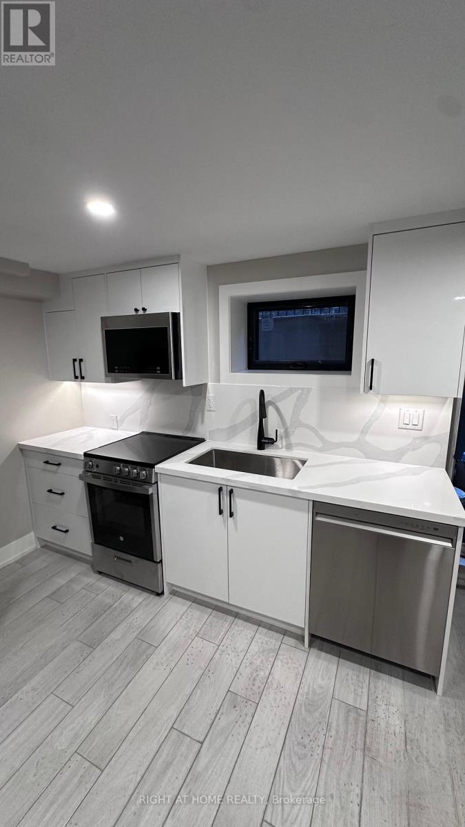 Photo of 500 Salem Avenue