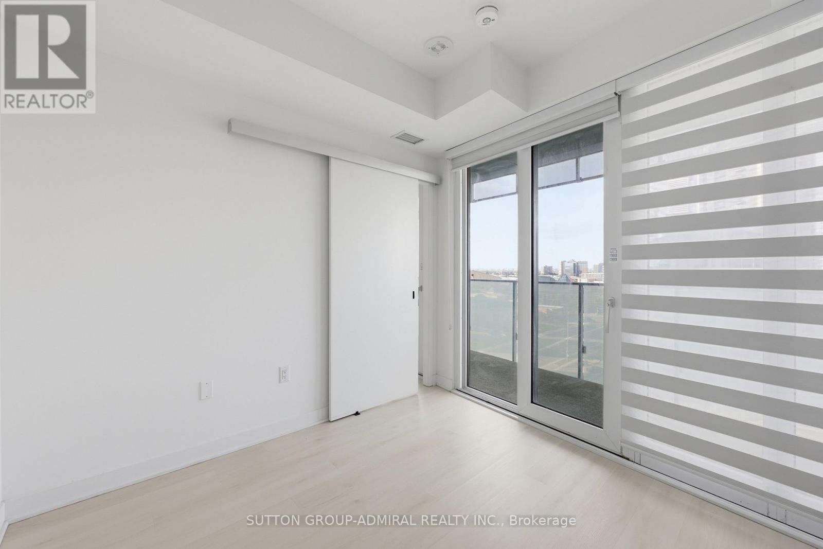 #1002 3900 CONFEDERATION PARKWAY - 11