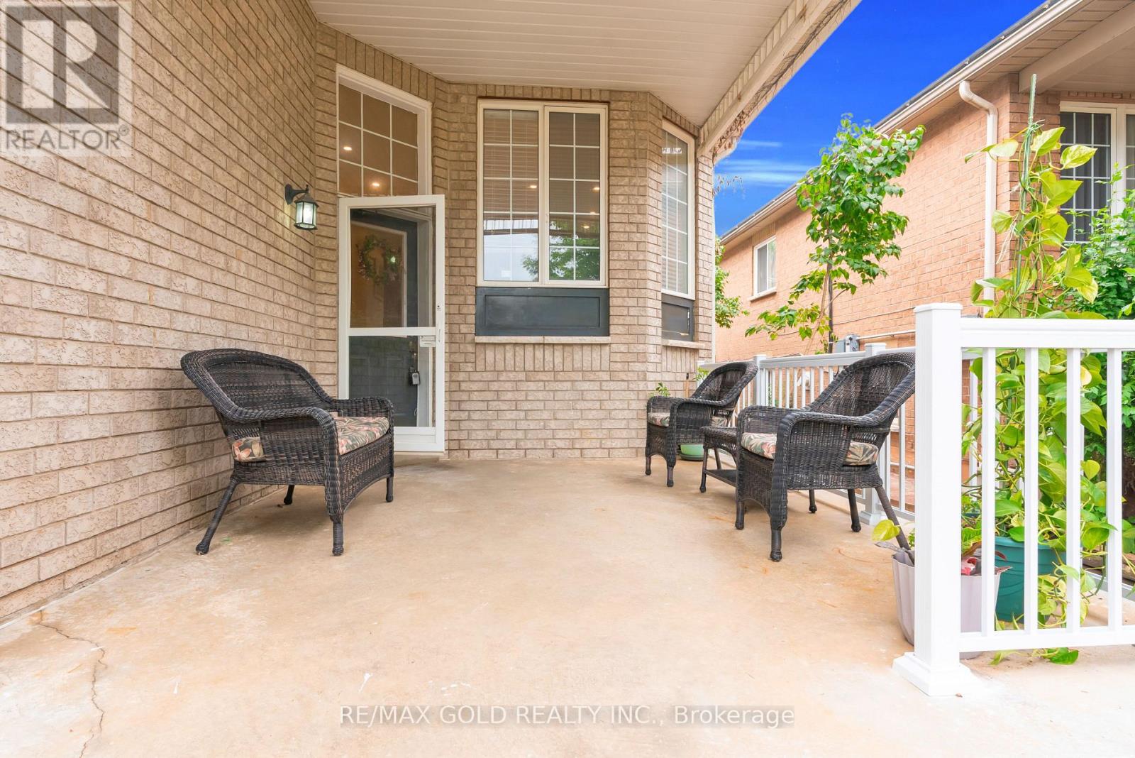 74 FLETCHERS CREEK BOULEVARD - 24