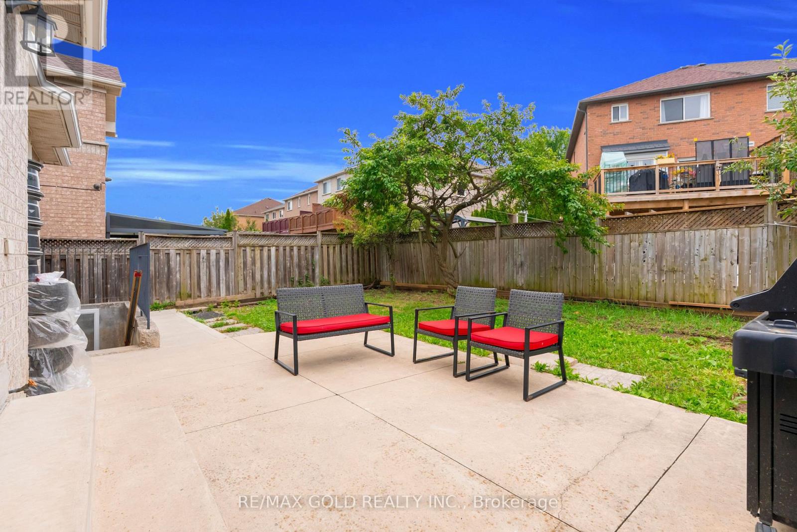 74 FLETCHERS CREEK BOULEVARD - 36