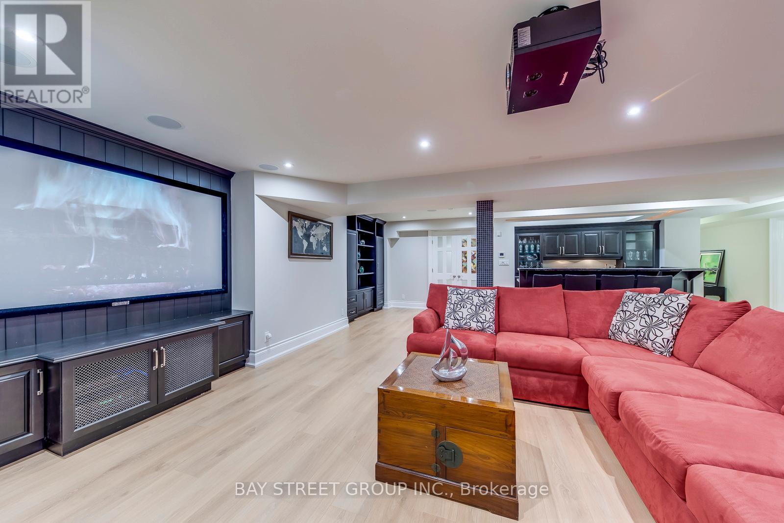 452 AVON CRESCENT - Image 48