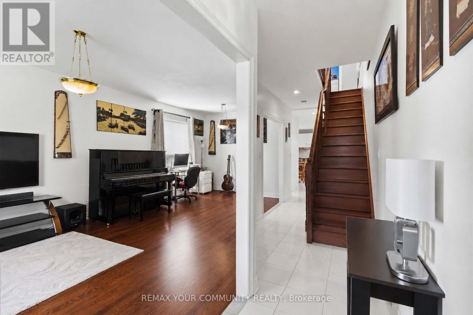 32 KIRKNEWTON ROAD - 4