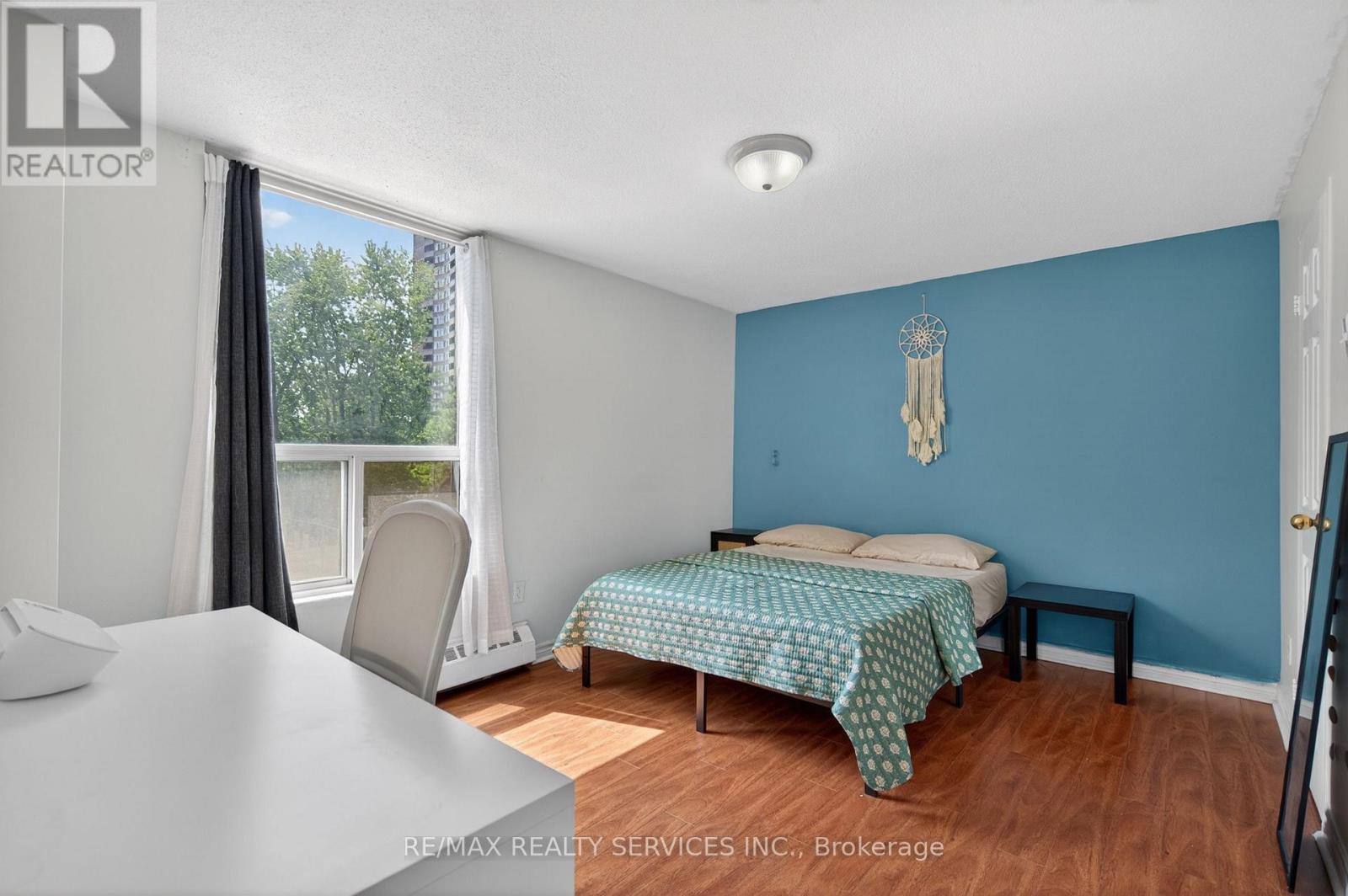 #210 3120 KIRWIN AVENUE - 24