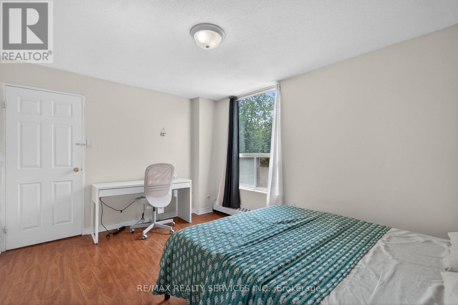#210 3120 KIRWIN AVENUE - 27