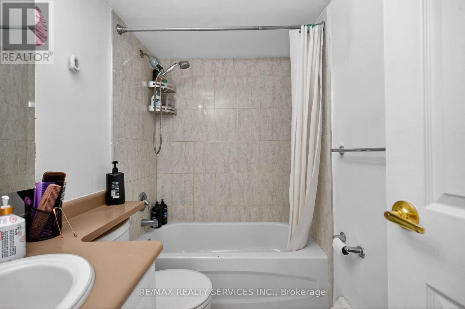 #210 3120 KIRWIN AVENUE - 31