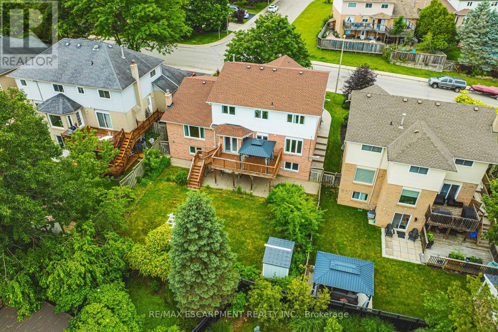 21 MOSS BOULEVARD - 43