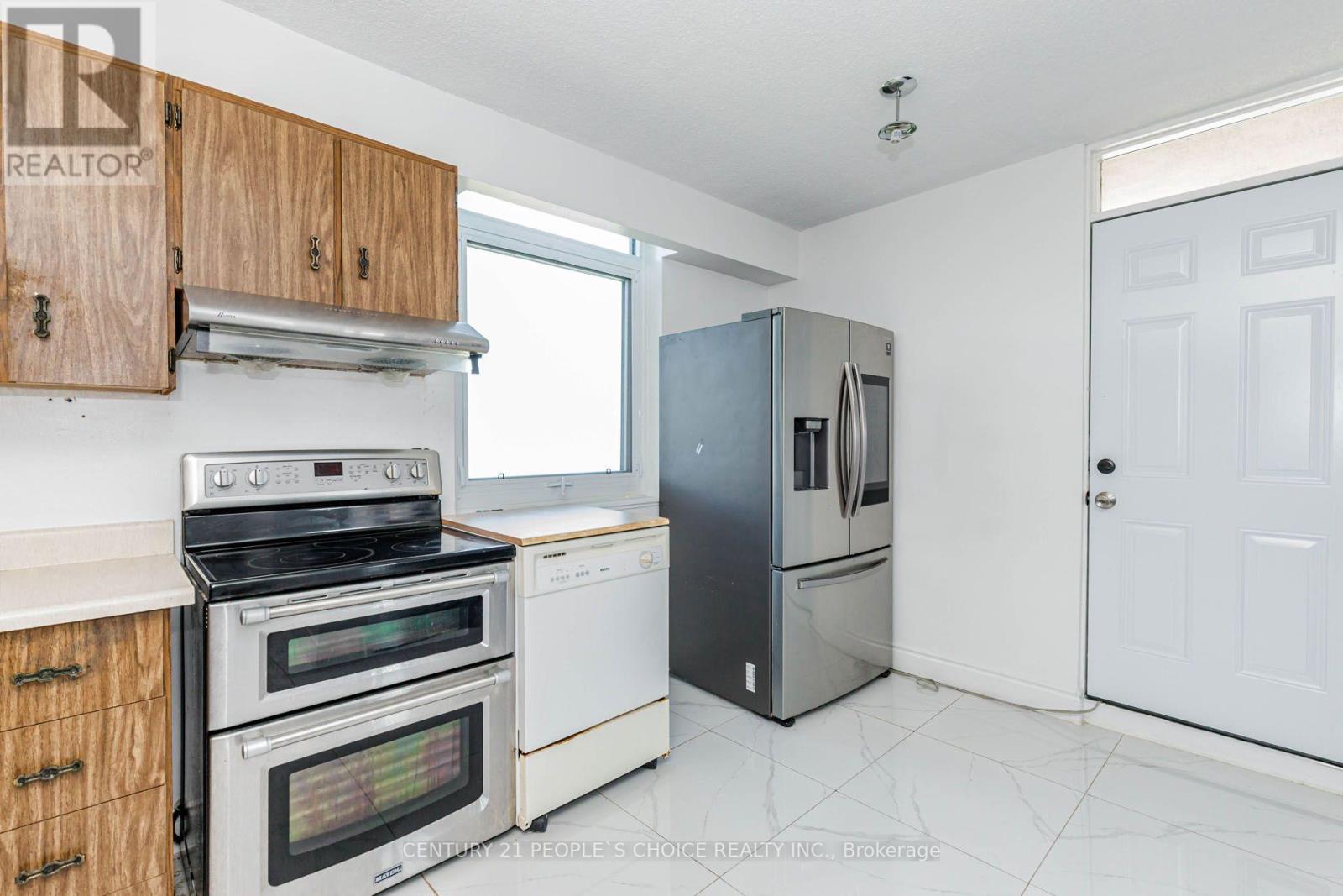 #1203 301 FRANCES AVENUE - 10