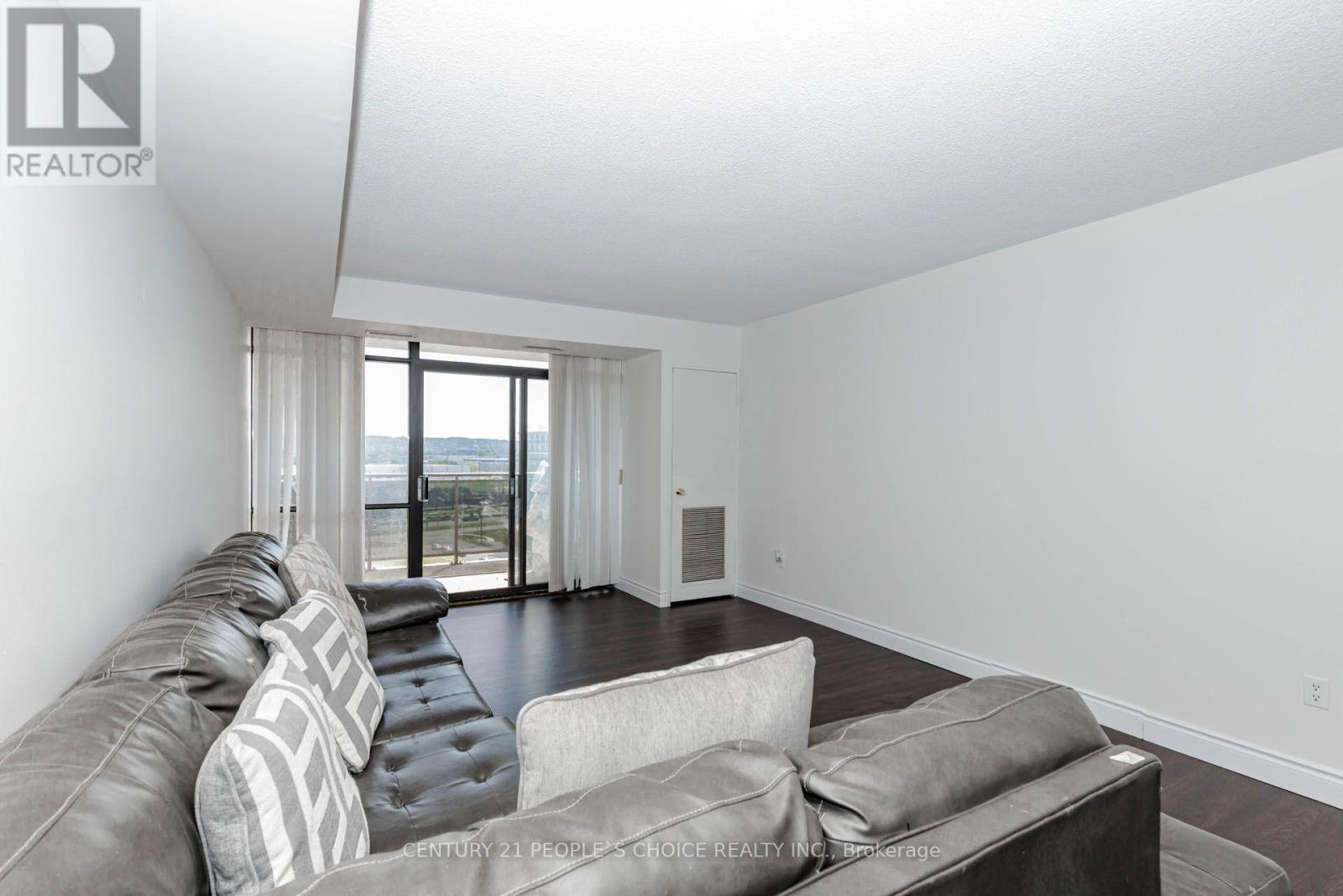 #1203 301 FRANCES AVENUE - 18