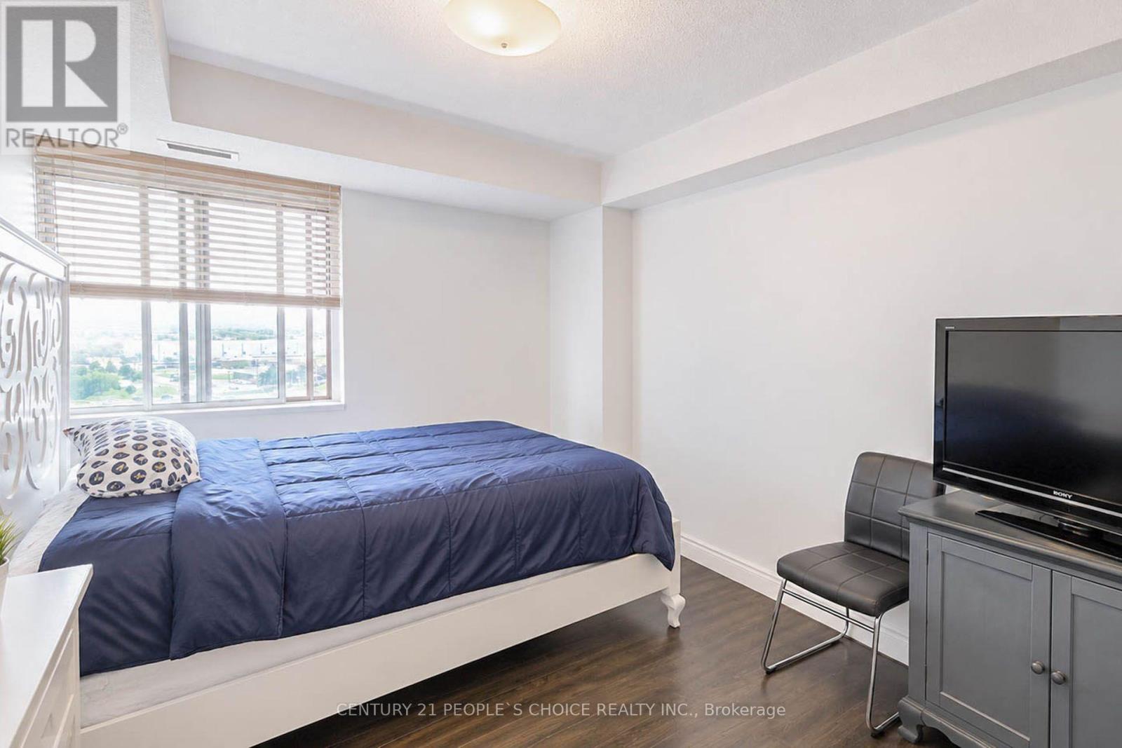 #1203 301 FRANCES AVENUE - 26