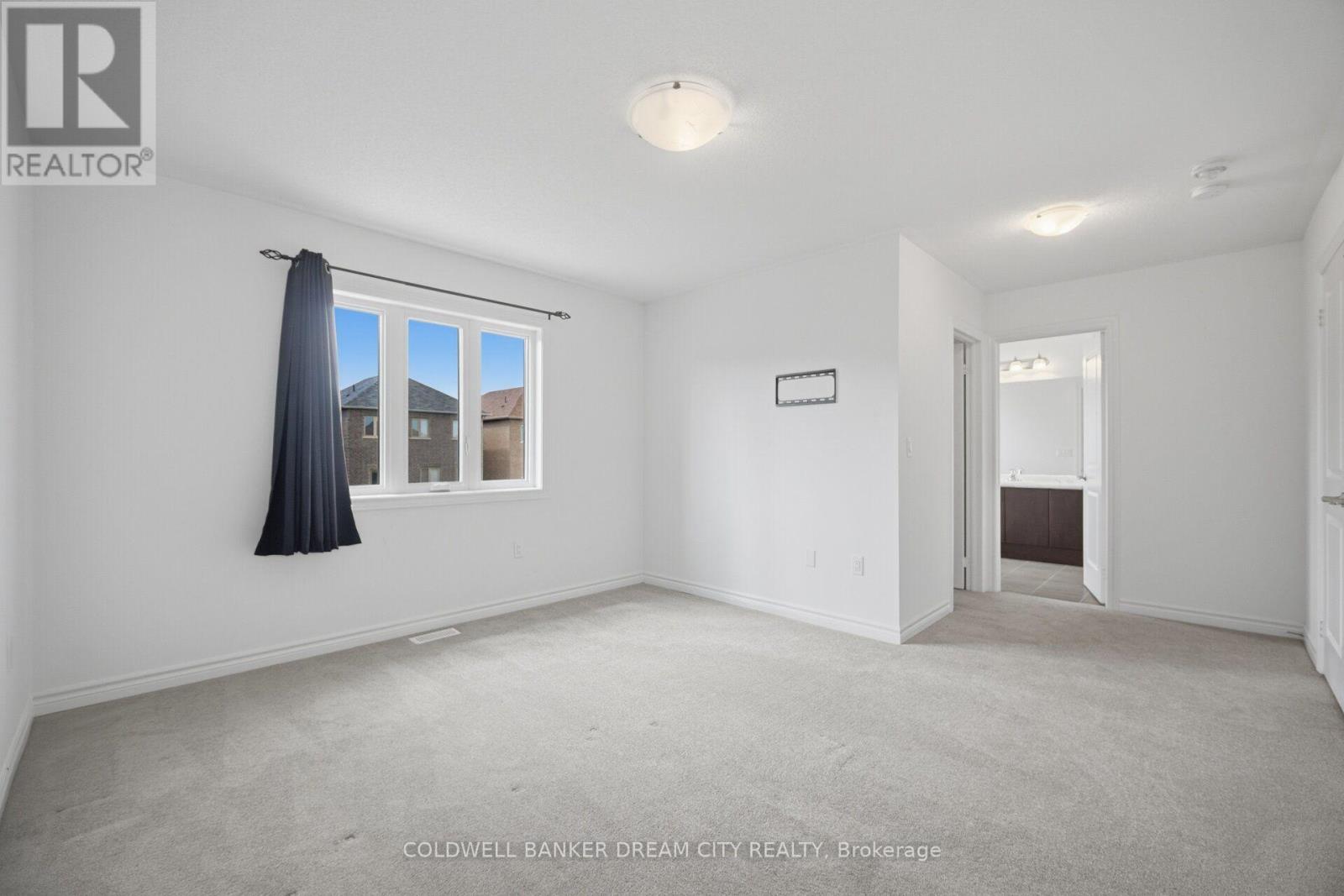 420 VANDUSEN AVENUE - 23