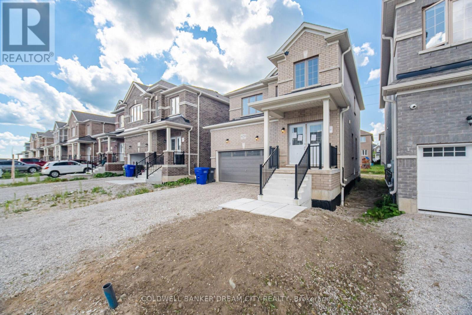 420 VANDUSEN AVENUE - 3