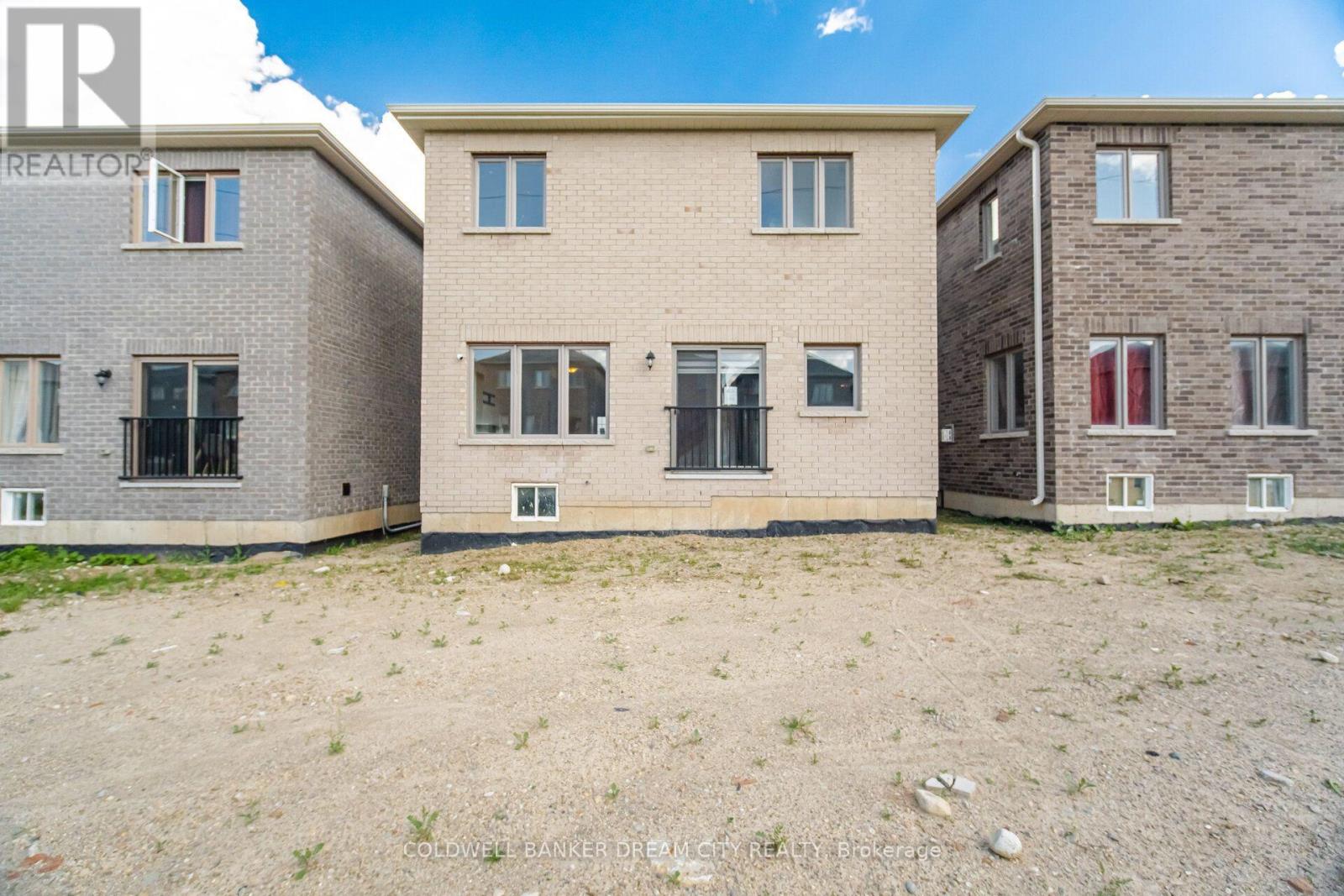420 VANDUSEN AVENUE - 44