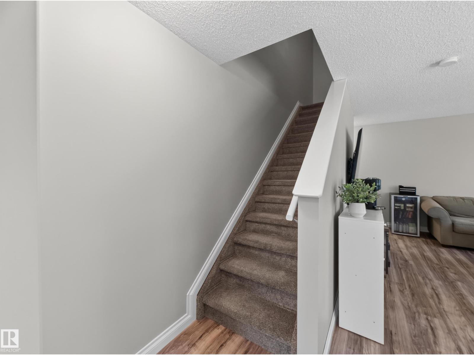 #44 12050 17 AV SW - Image 13